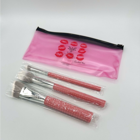 Laruce Makeup Brush Set 3-Piece Contour With Limited Edition Pouch New - Picture 2 of 9